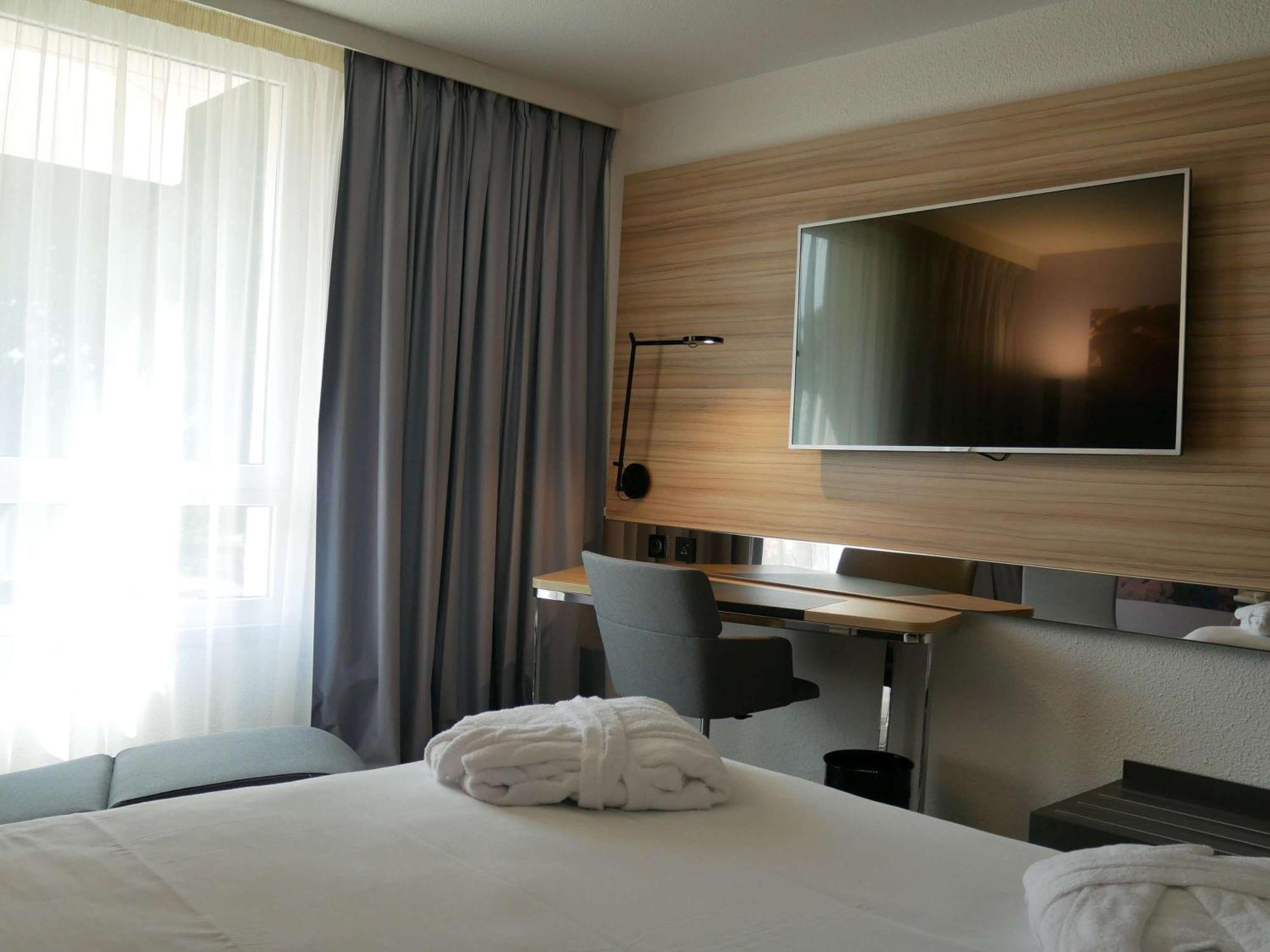 Novotel Narbonne Sud A9/A61 Exterior photo